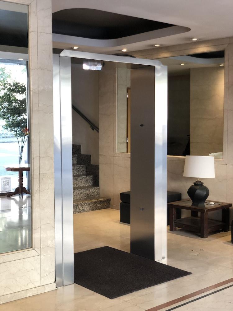 Hotel La Perla Buenos Aires Exterior foto
